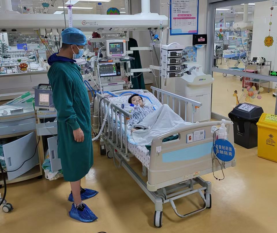 云龙县跨省救护车出租公司