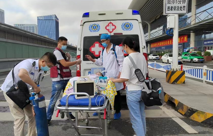 云龙县救护车出租公司